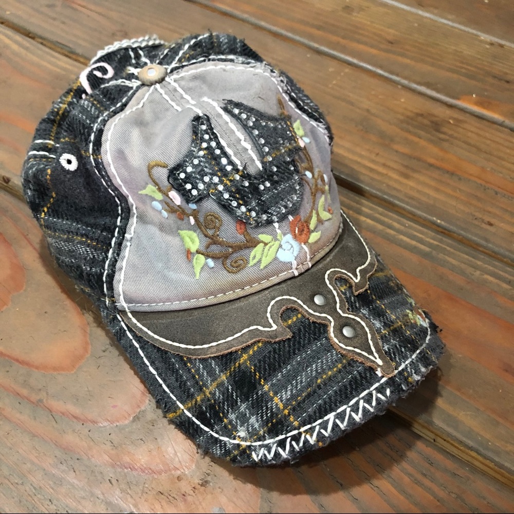 True Religion Distressed Women’s Adjustable Hat